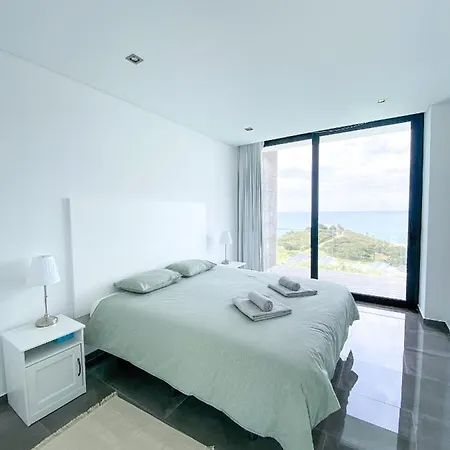 Uprising House With Private Pool & Ocean View * Quinta de Sao Giao